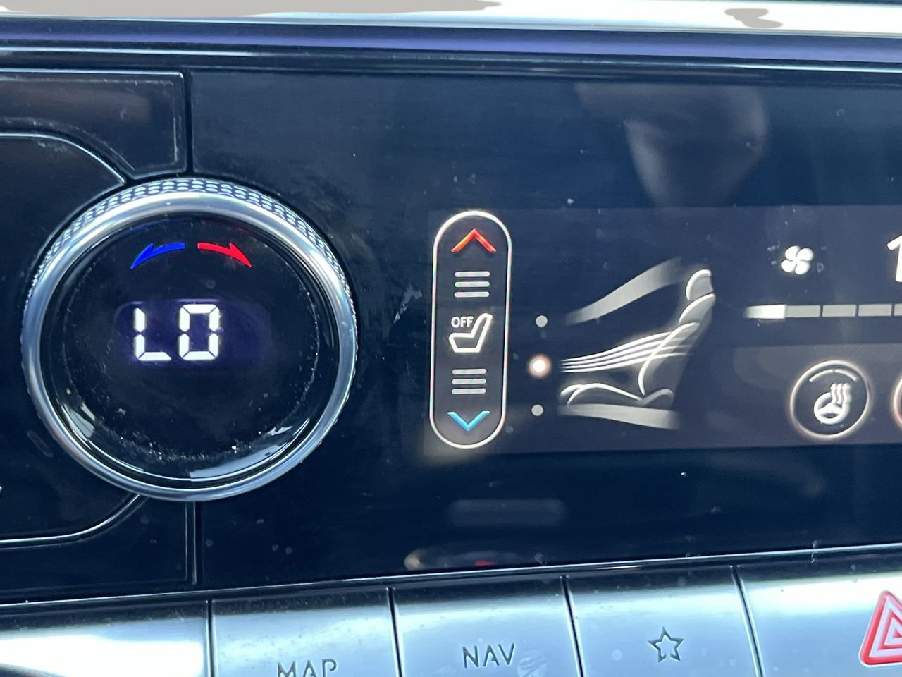 2023 Genesis GV70 3.5T Sport Prestige photo 23