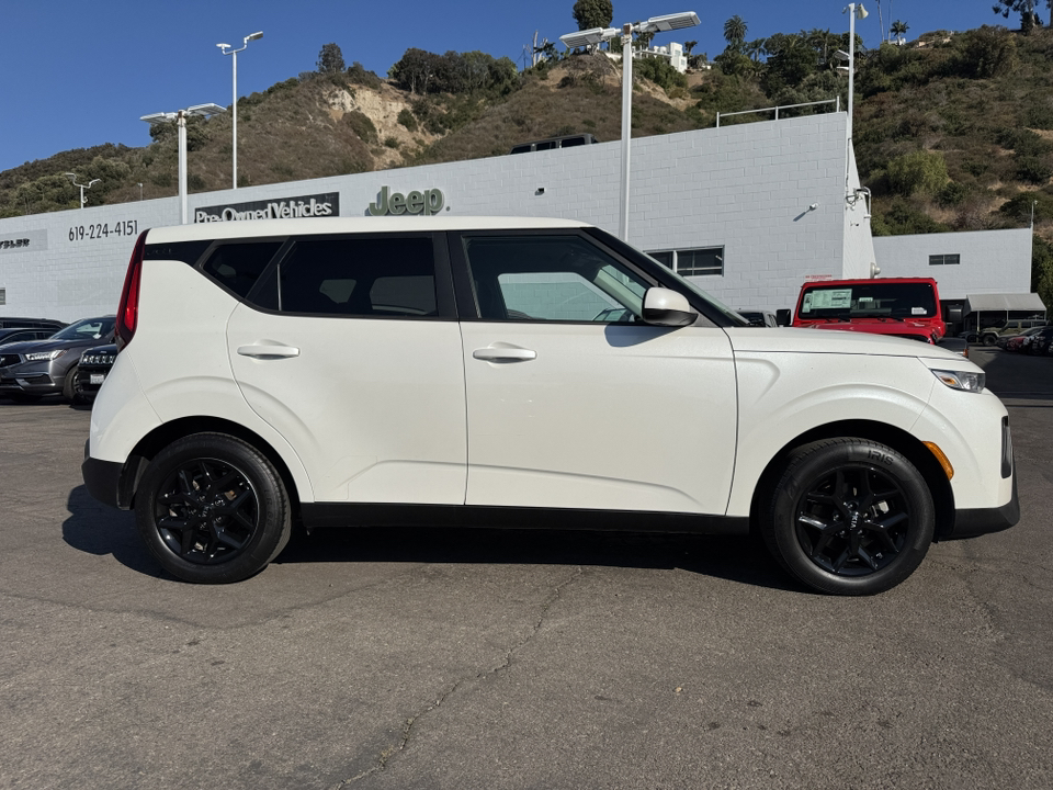 2020 Kia Soul S photo 7