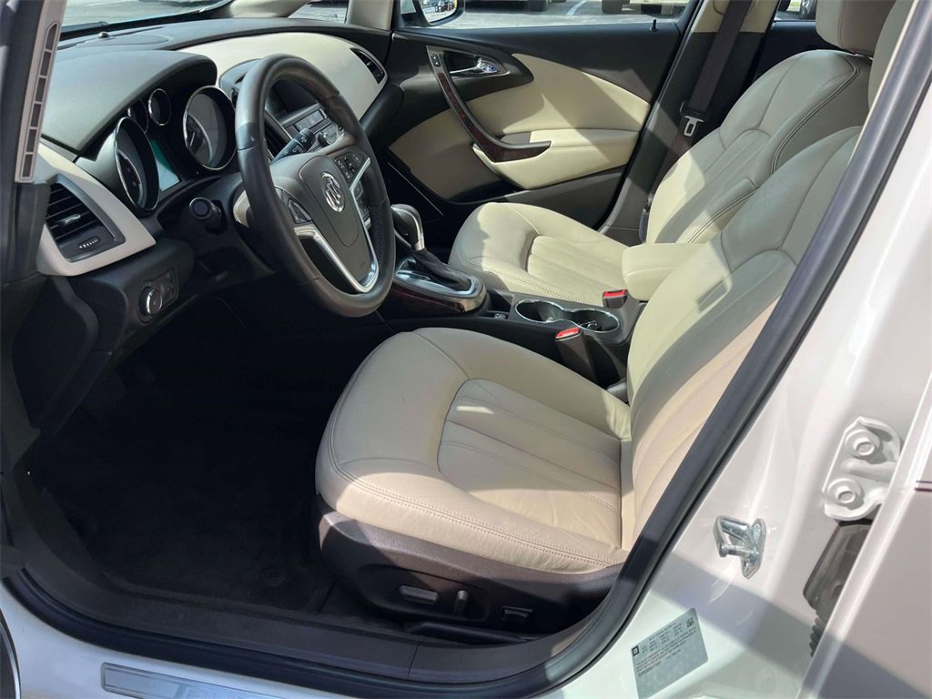2016 Buick Verano Leather photo 23
