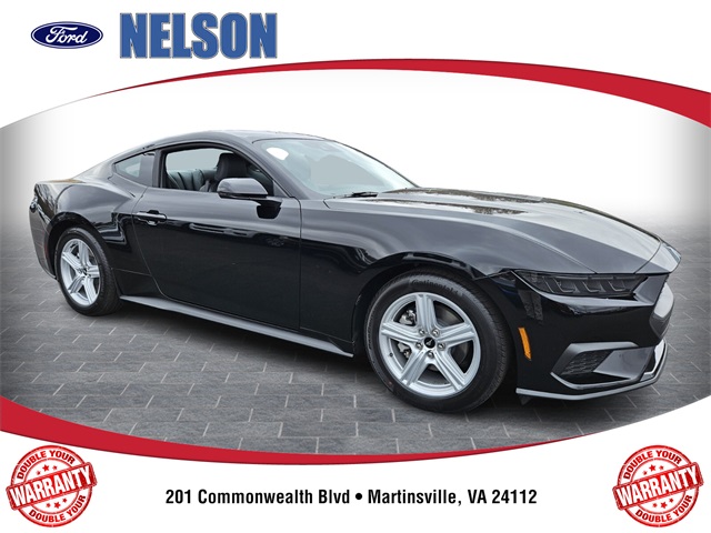 2026 Ford Mustang EcoBoost Premium's photo