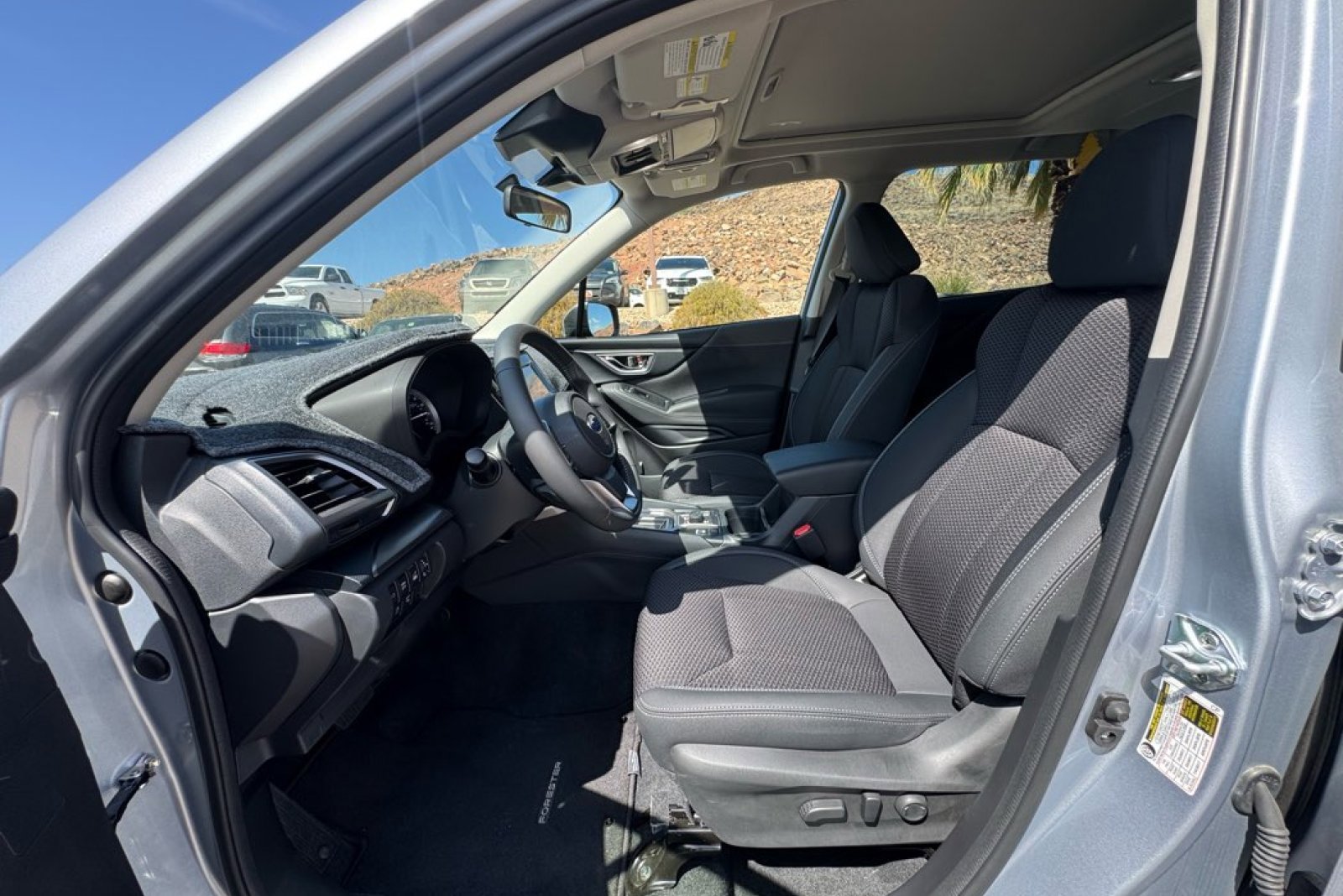 2023 Subaru Forester Premium photo 8