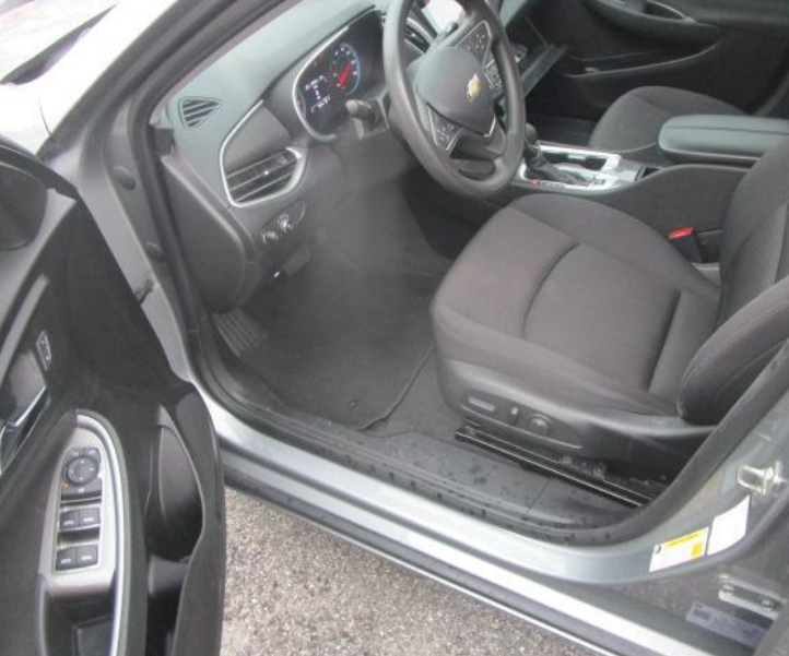 2023 Chevrolet Malibu 1LT photo 5