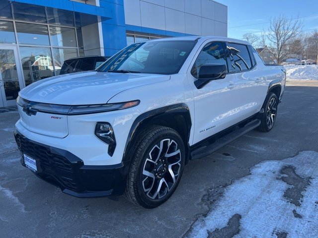 Used 2024 Chevrolet Silverado EV RST with VIN 1GC40ZEL4RU303457 for sale in Wallingford, CT
