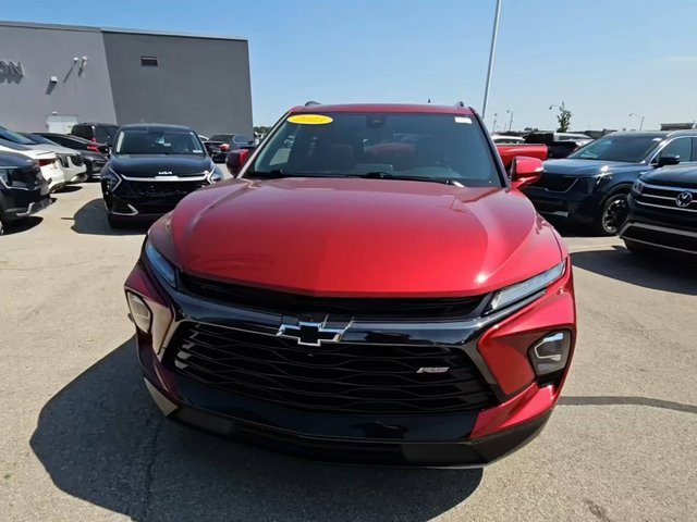 2023 Chevrolet Blazer RS photo 2