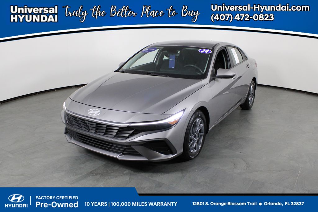 2024 Hyundai Elantra Blue's photo