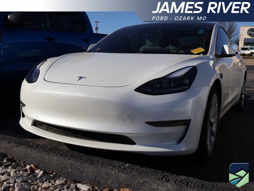 2021 Tesla Model 3 Base's photo