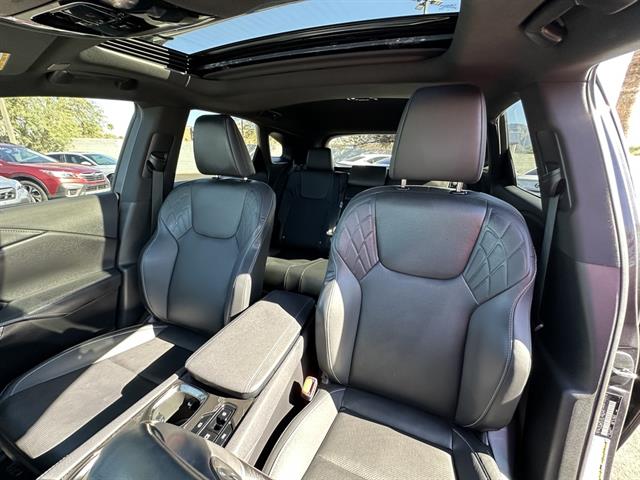 2024 Lexus RX 350 Premium photo 10