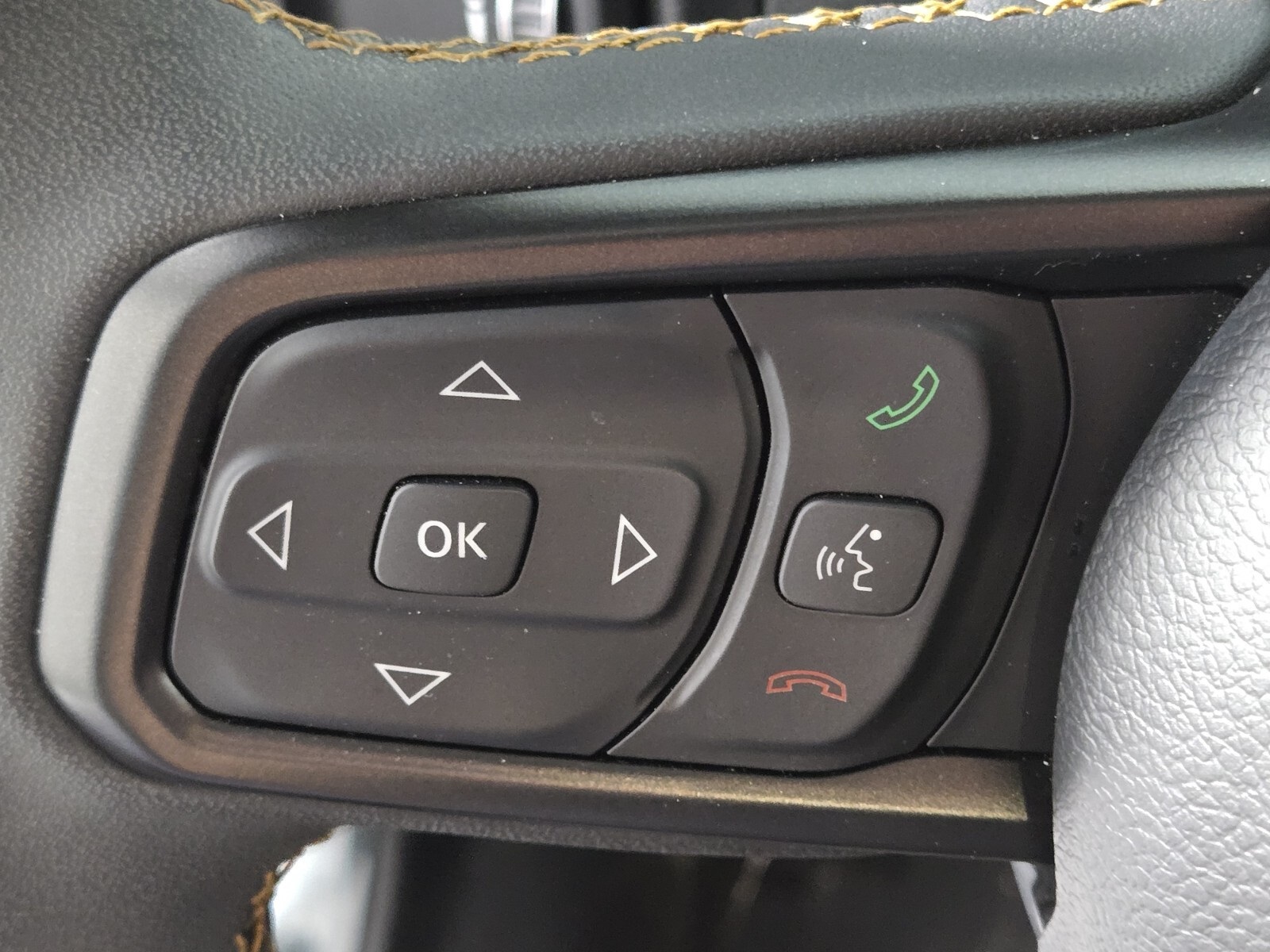 2024 Jeep Wrangler Sport S 4xe photo 24