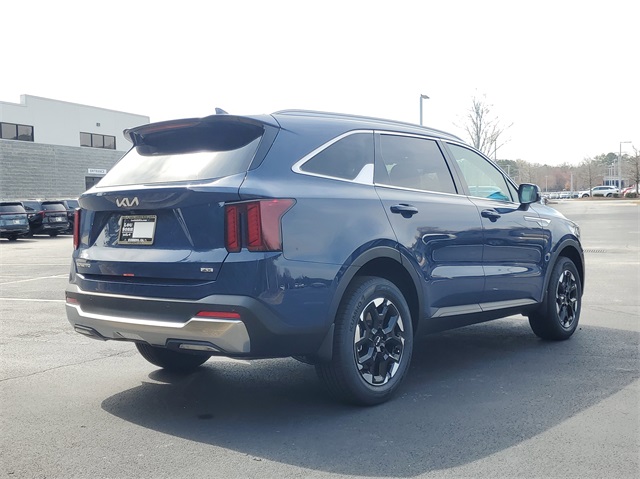 2025 Kia Sorento S photo 4