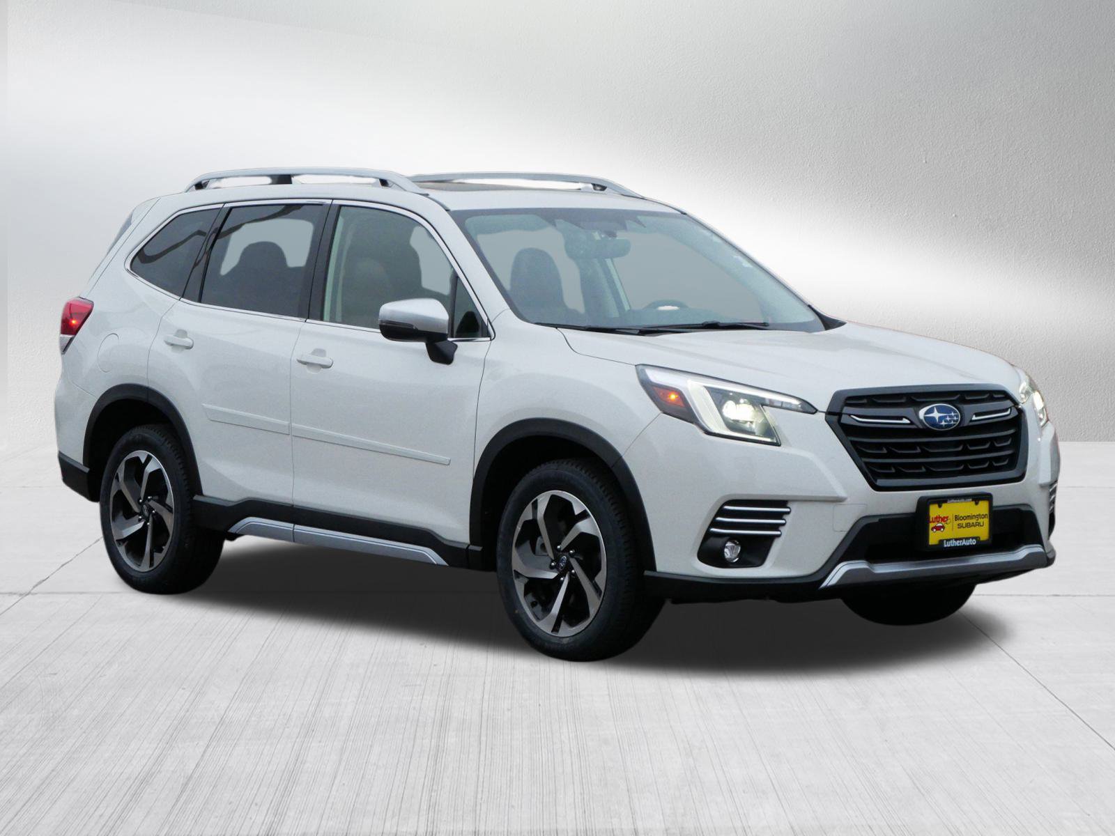2023 Subaru Forester Touring's photo