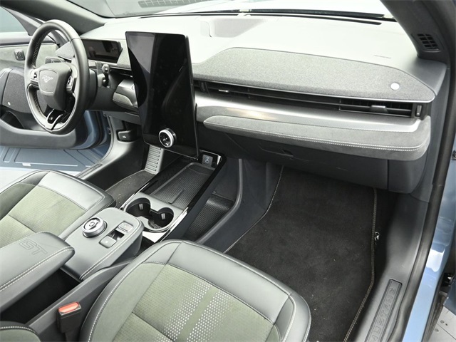 2024 FORD MUSTANG MACH-E - Image 29