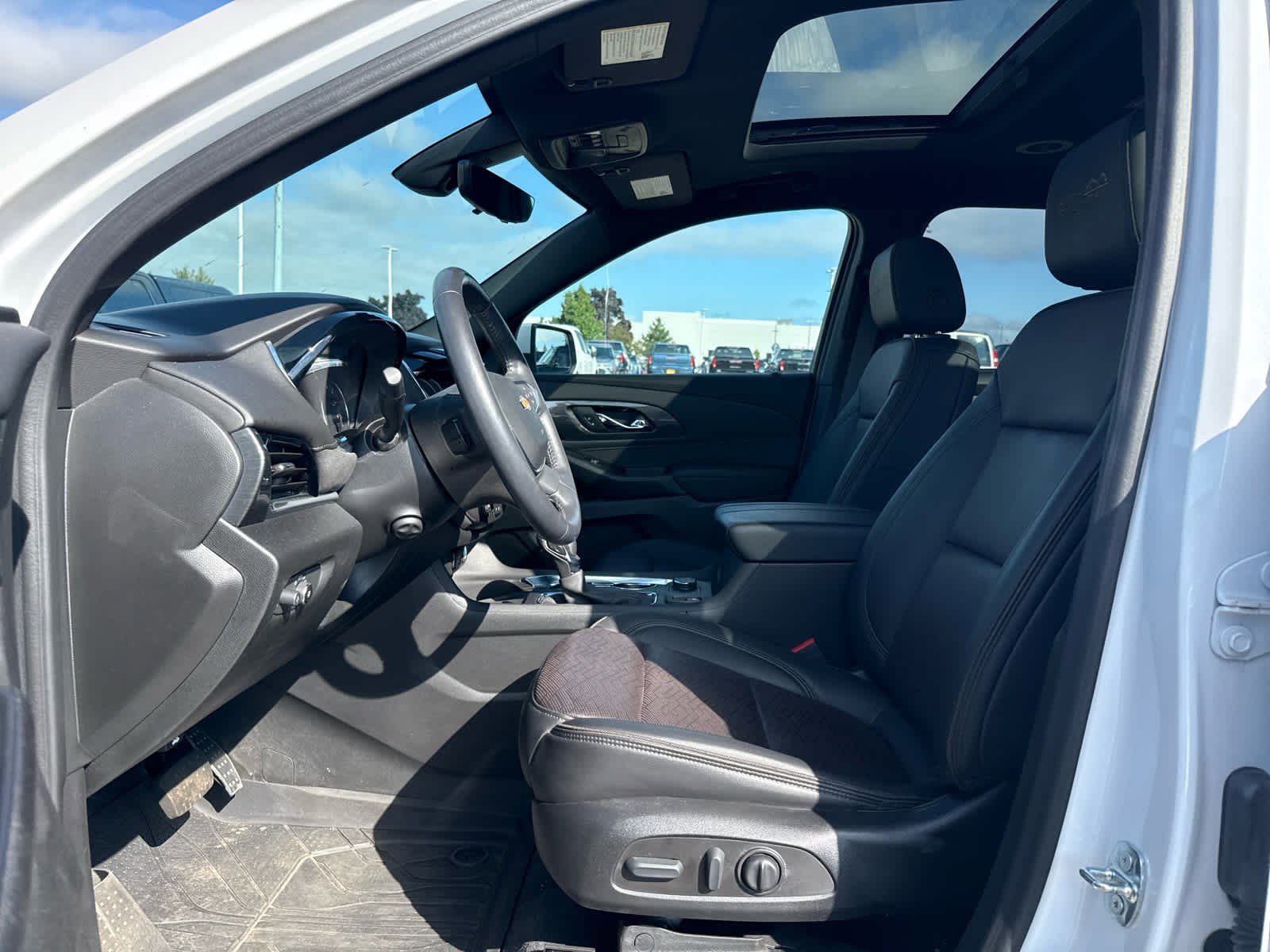 2022 Chevrolet Traverse High Country photo 5