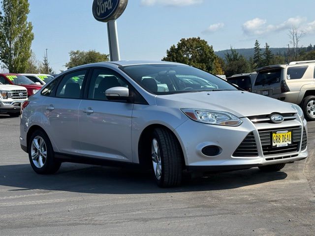 2013 Ford Focus SE photo 3