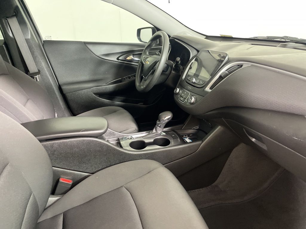 2023 Chevrolet Malibu LS photo 15
