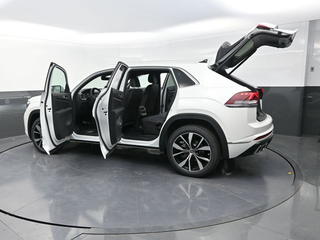 2025 Volkswagen Atlas Cross Sport SEL Premium R-Line photo 30