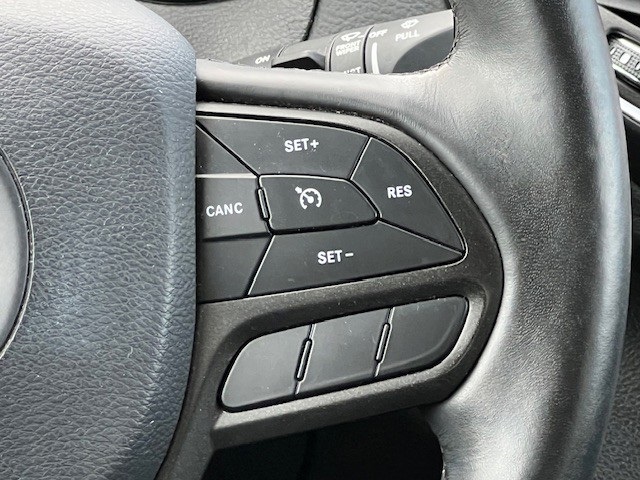 2019 Jeep Cherokee Trailhawk photo 24