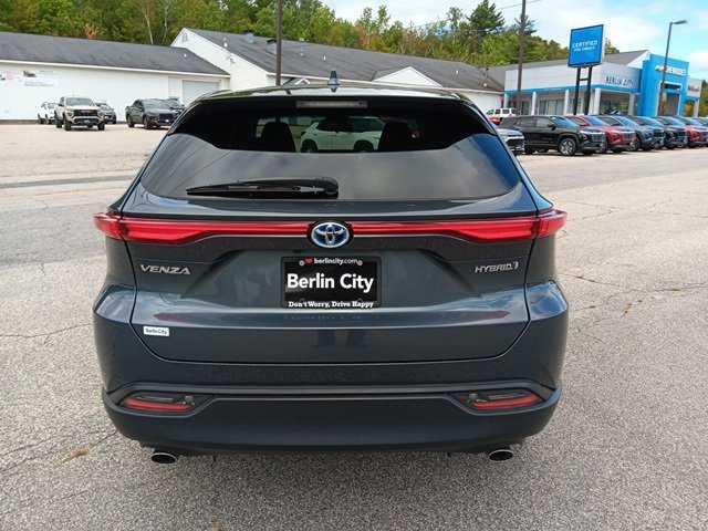 2021 Toyota Venza LE photo 22