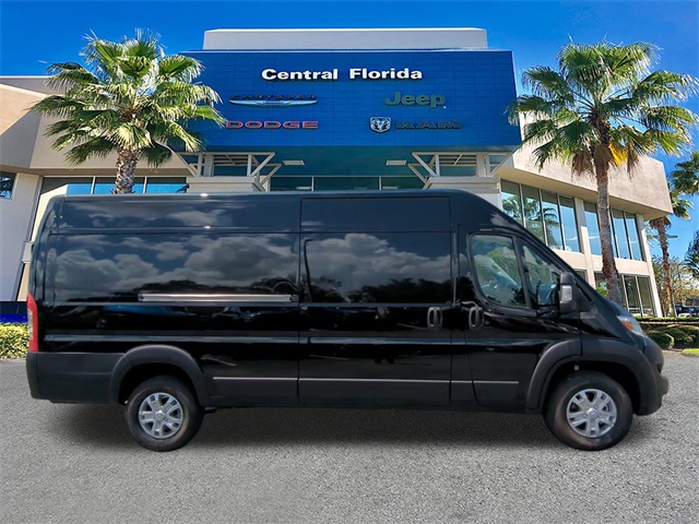 2025 Ram ProMaster 3500 photo 3