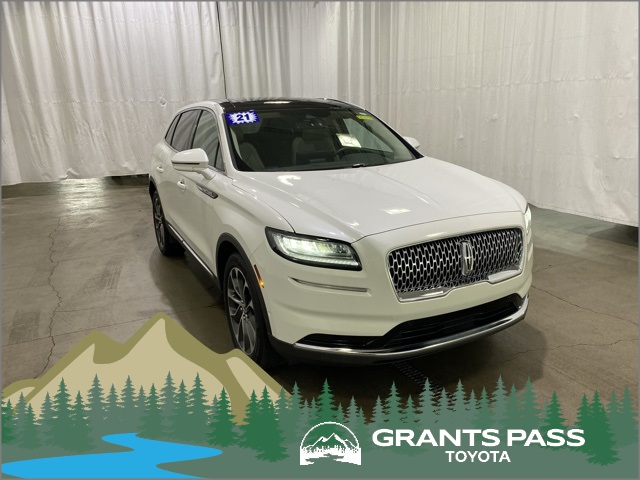 2021 Lincoln Nautilus Reserve's photo