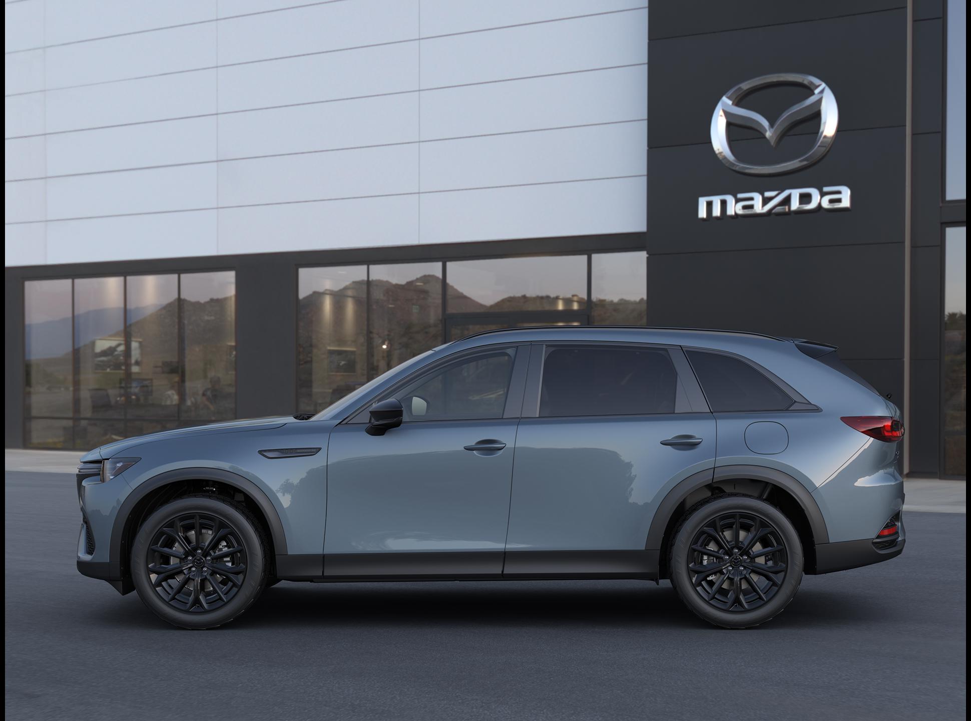 2026 Mazda CX-70 Preferred photo 3