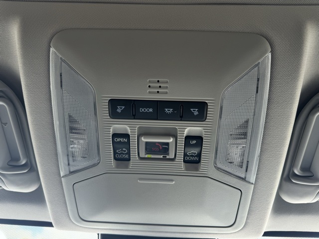 2022 Toyota RAV4 XLE photo 25