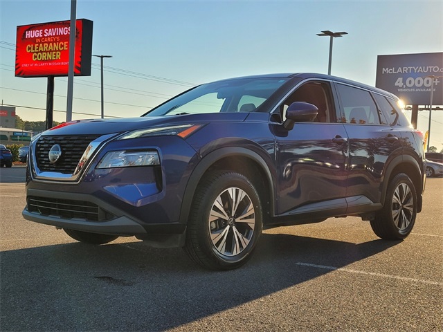 2021 Nissan Rogue SV photo 3