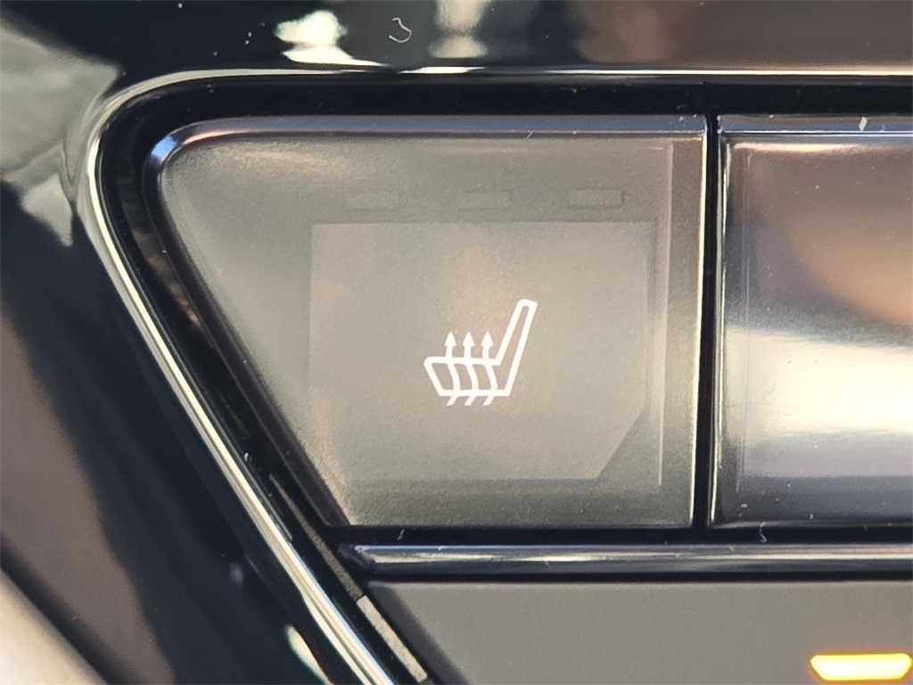 2025 Honda Accord Hybrid EX-L photo 5