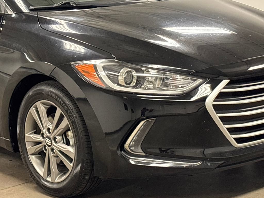 2017 Hyundai Elantra SE photo 3
