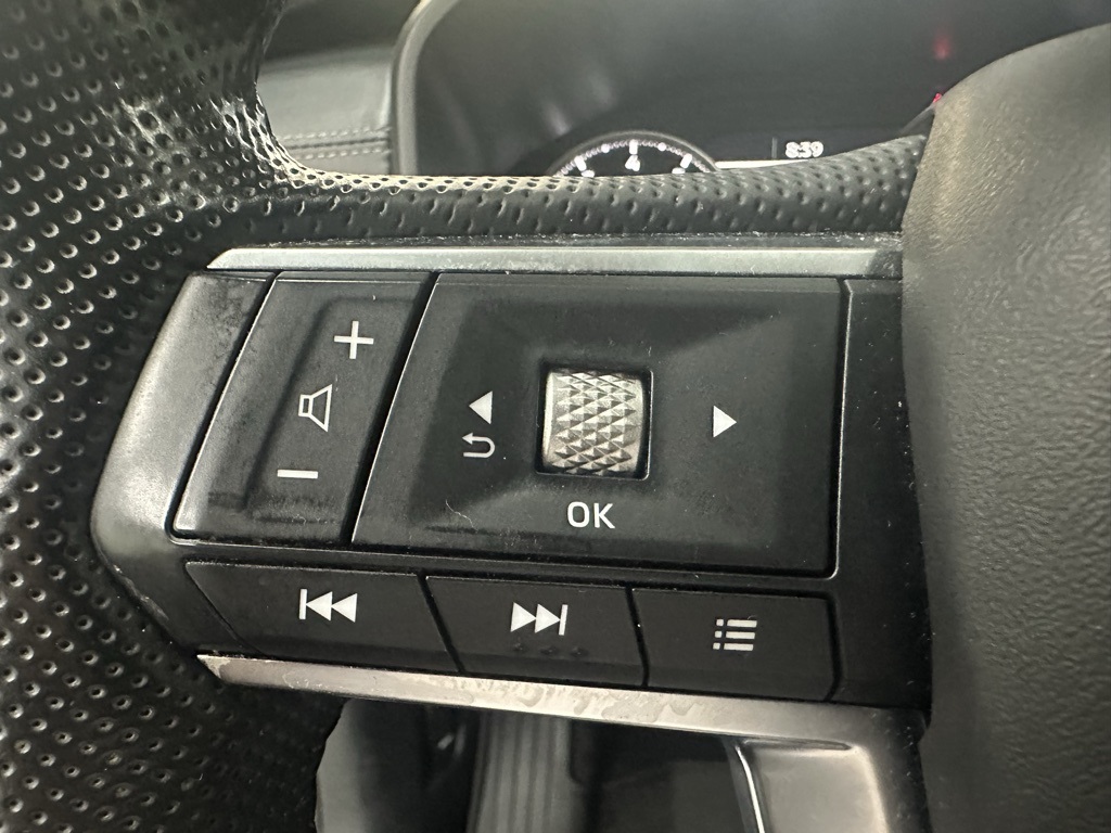 2024 Mitsubishi Outlander SE photo 23