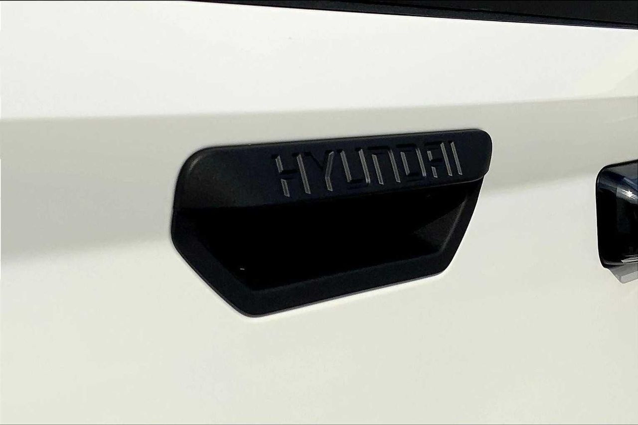 2026 Hyundai Santa Cruz SE photo 15