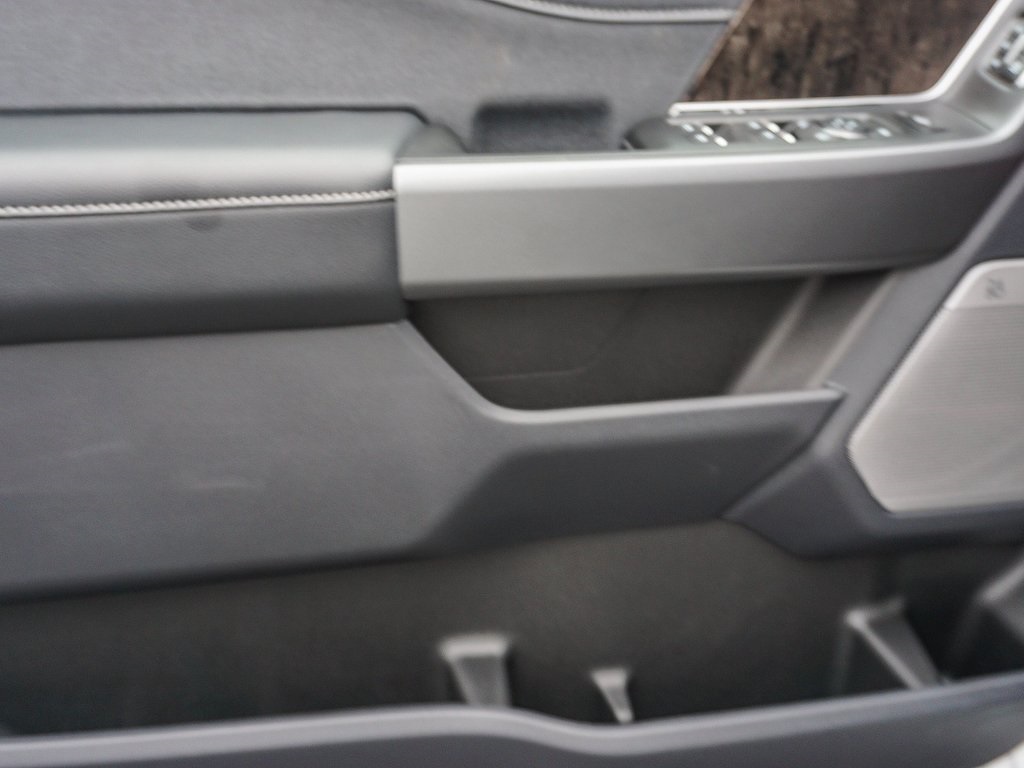2025 Ford F-250 photo 18