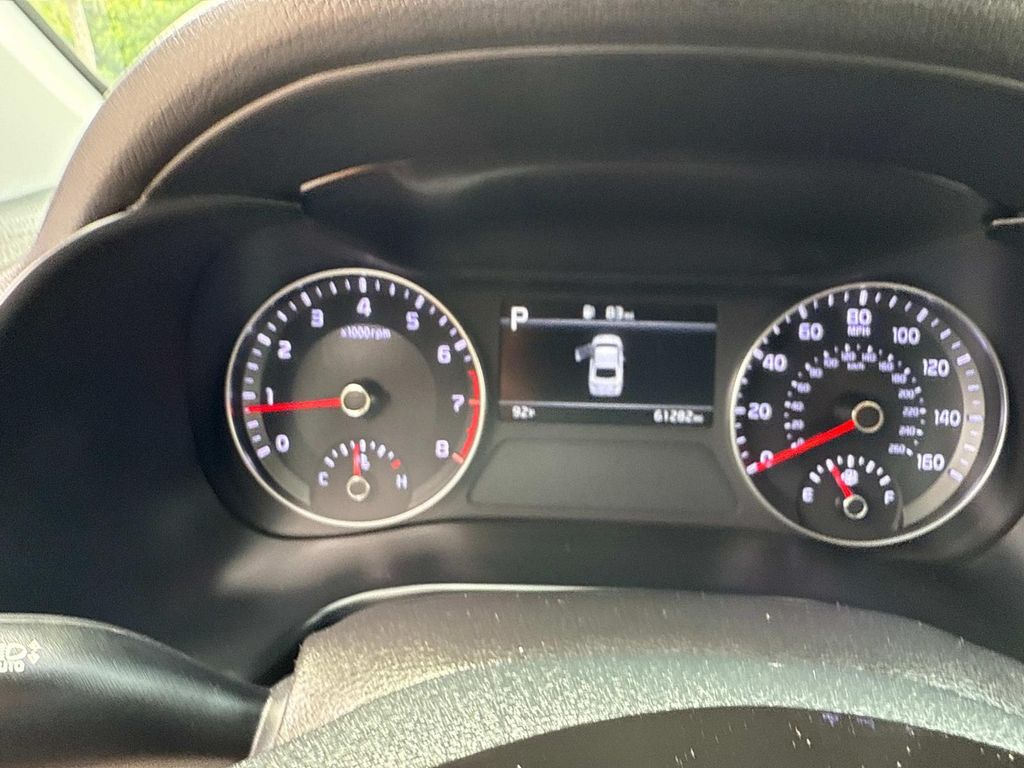 2022 Kia Forte LXS photo 29