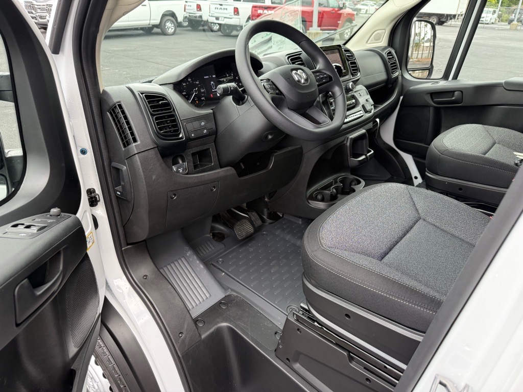 2025 Ram ProMaster 3500 photo 3