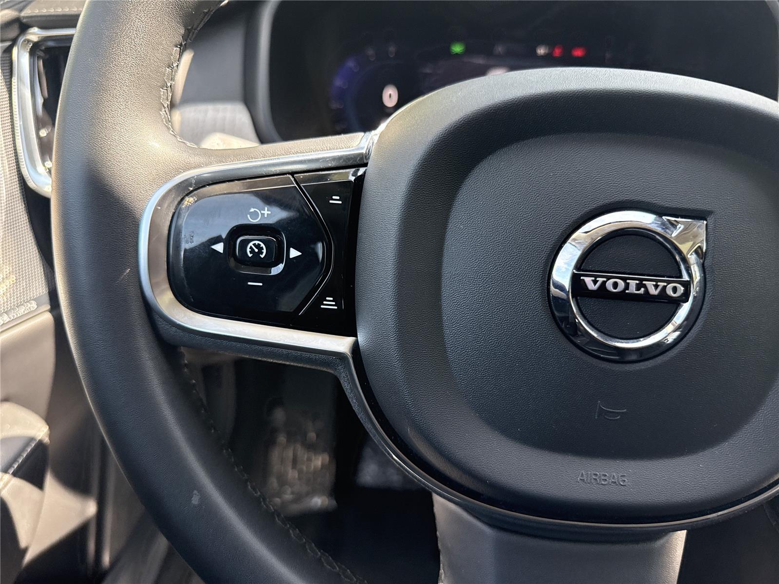 2023 Volvo S90 Ultimate photo 13