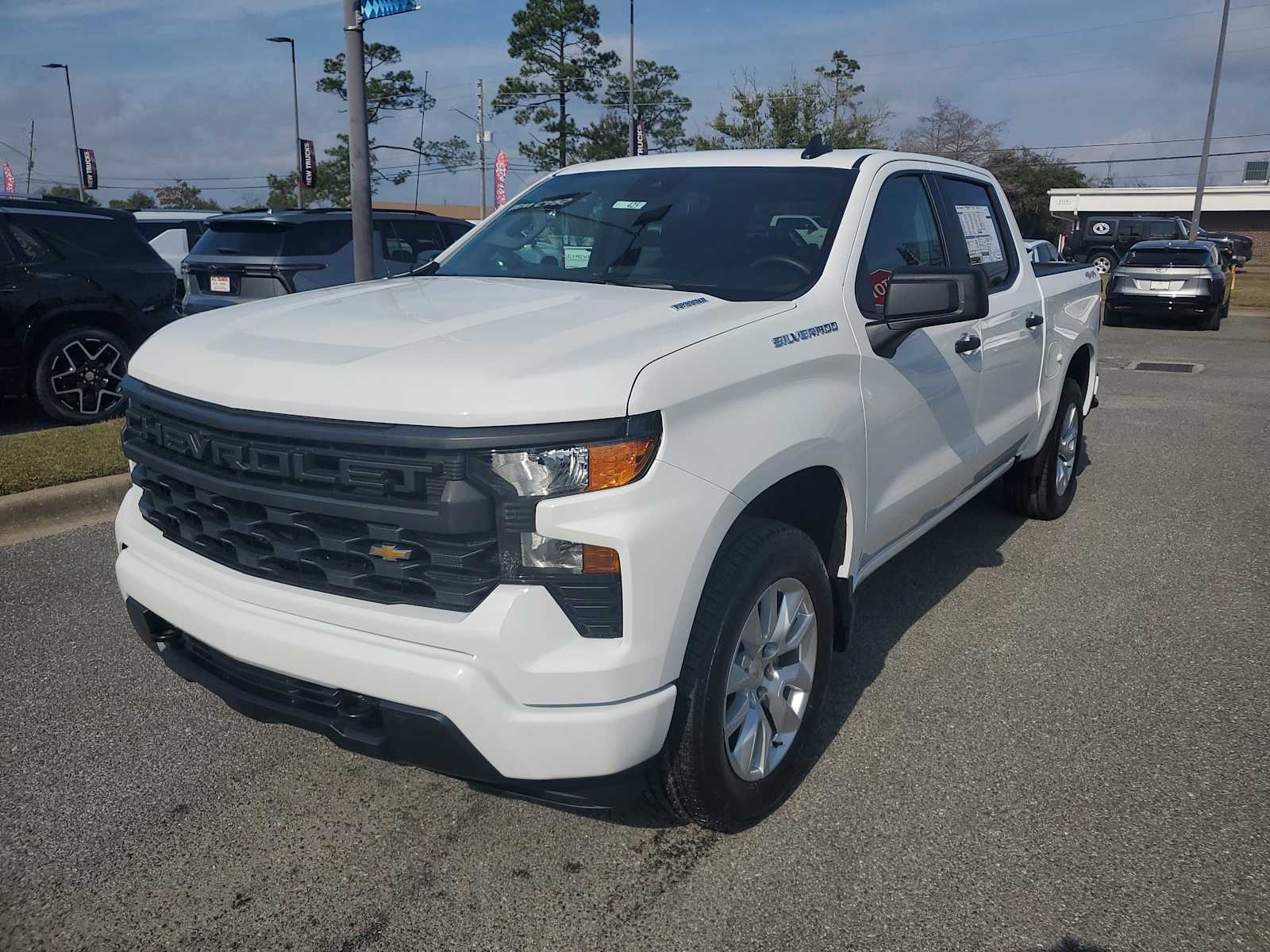 2026 Chevrolet Silverado Base's photo