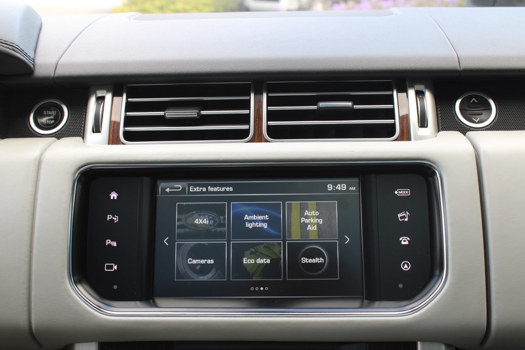 2016 Land Rover Range Rover HSE photo 21