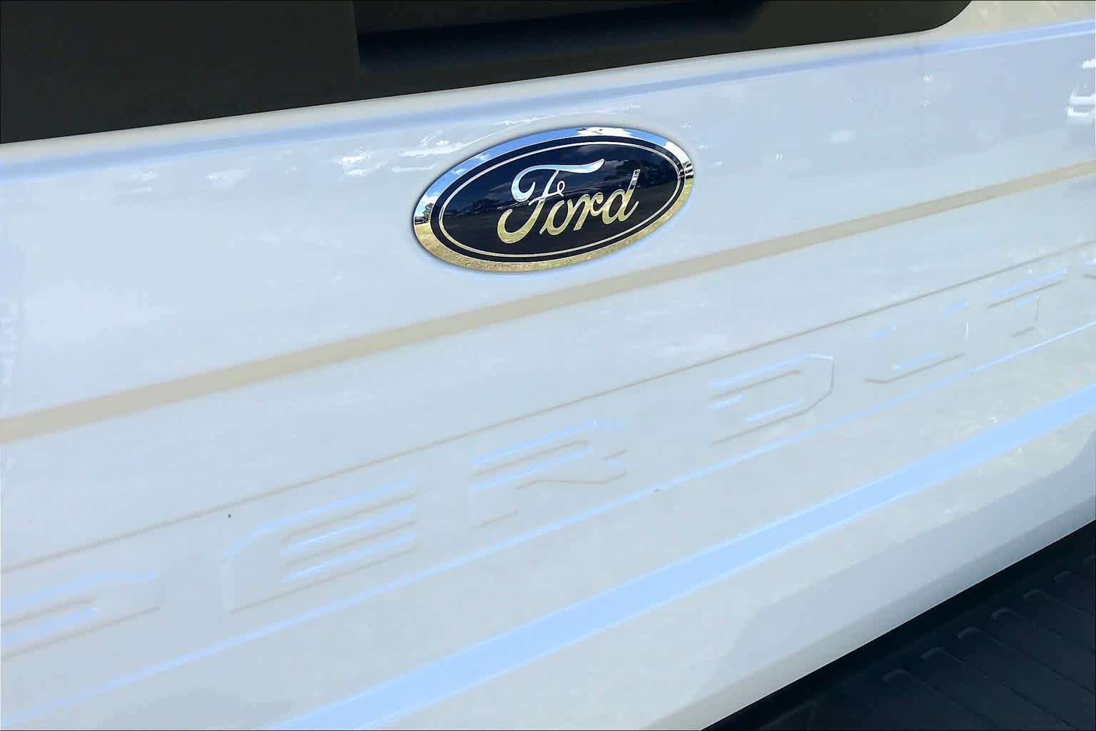 2022 Ford F-450 King Ranch photo 9