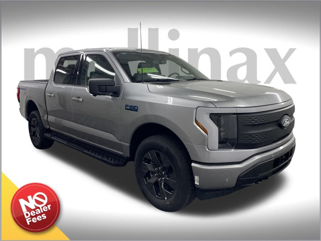 2025 Ford F-150 Lightning Flash's photo