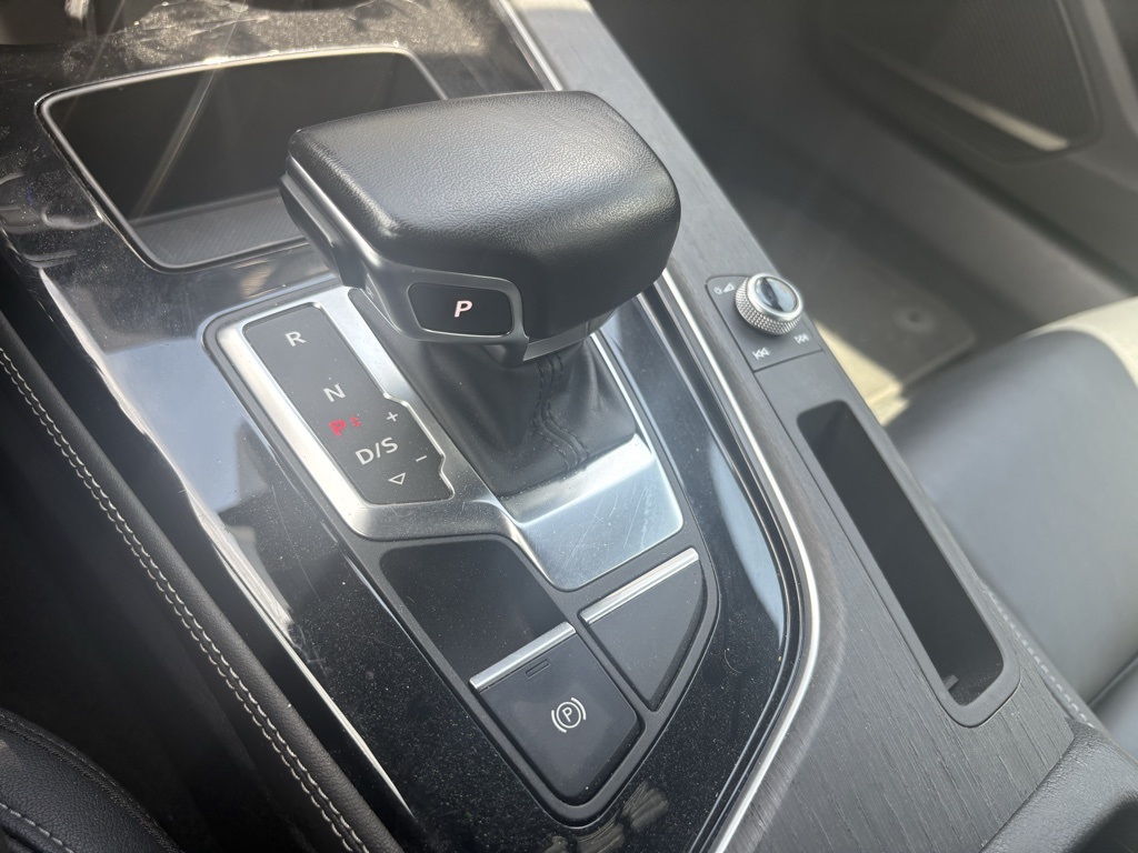 2024 Audi A4 S line Premium Plus 45 TFSI Quattro photo 20