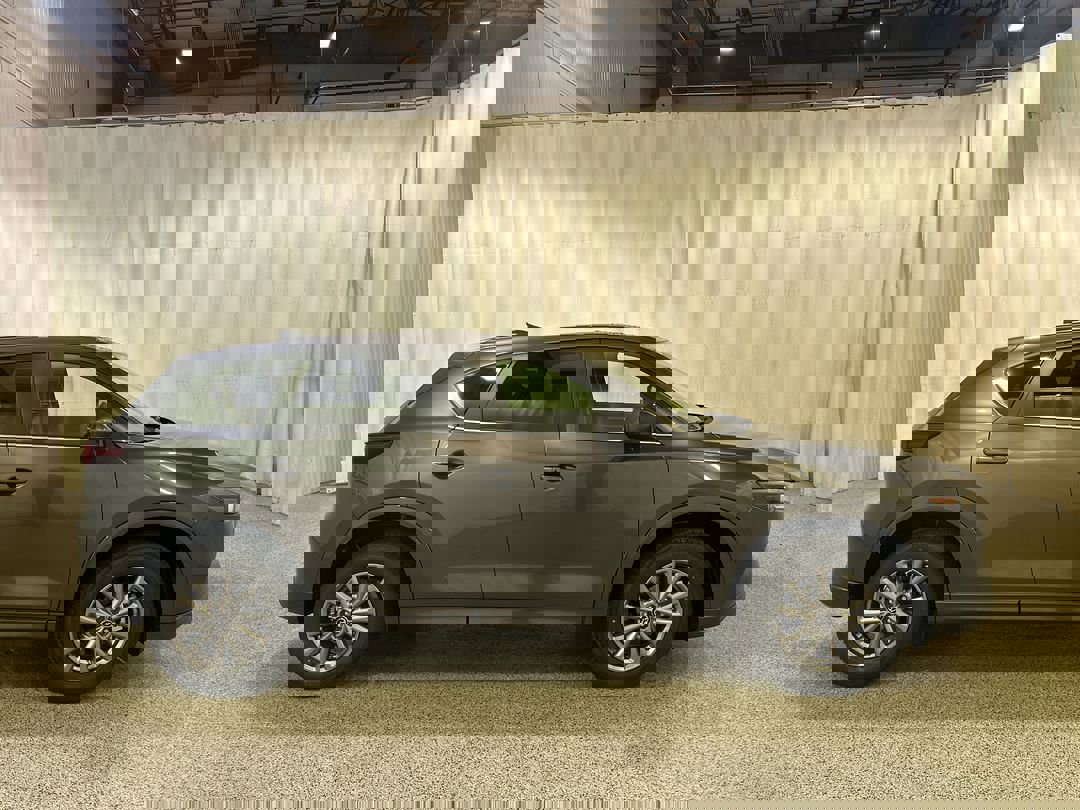 2025 Mazda CX-5 2.5 S Preferred photo 4