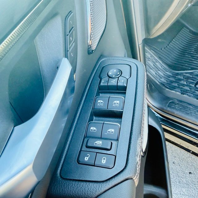 2026 Ram 1500 Rebel photo 4