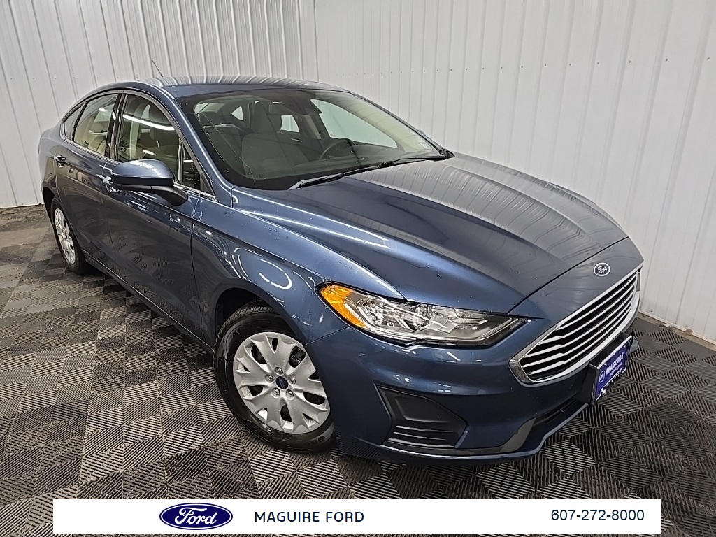 2019 Ford Fusion S photo 7
