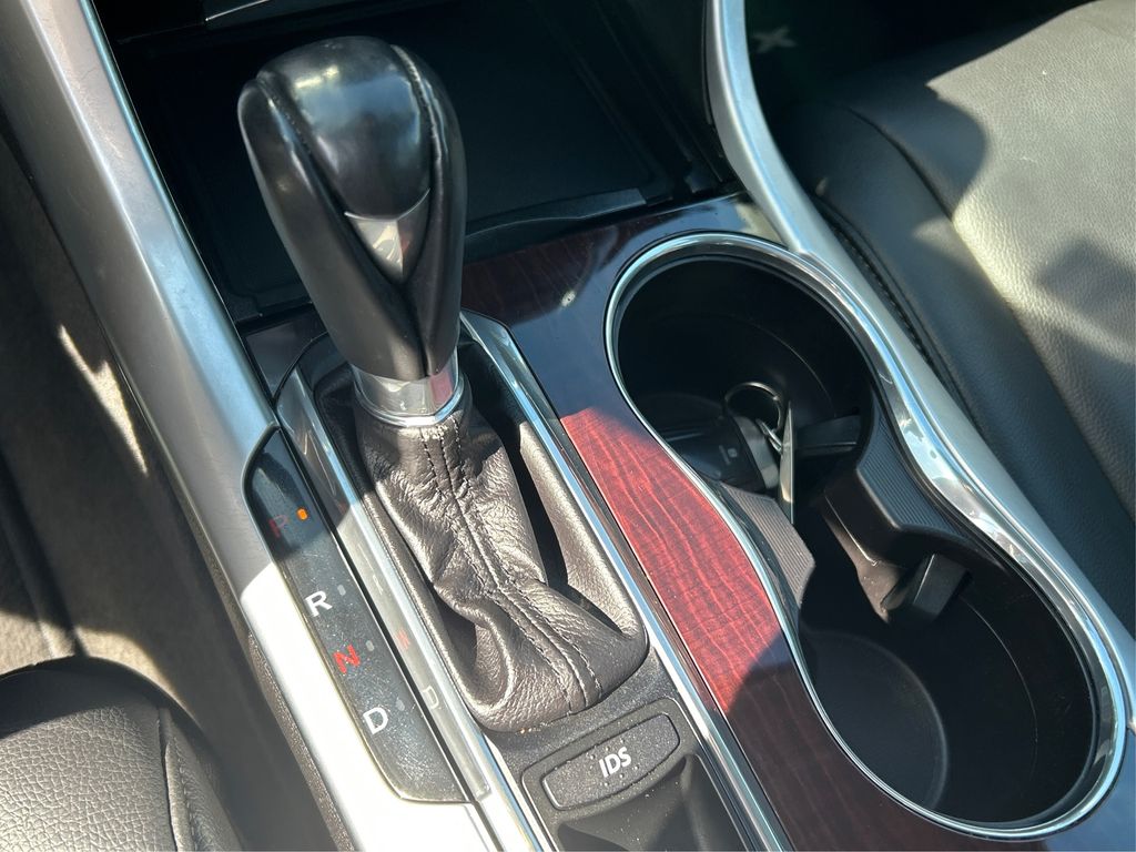 2017 Acura TLX 2.4L photo 32
