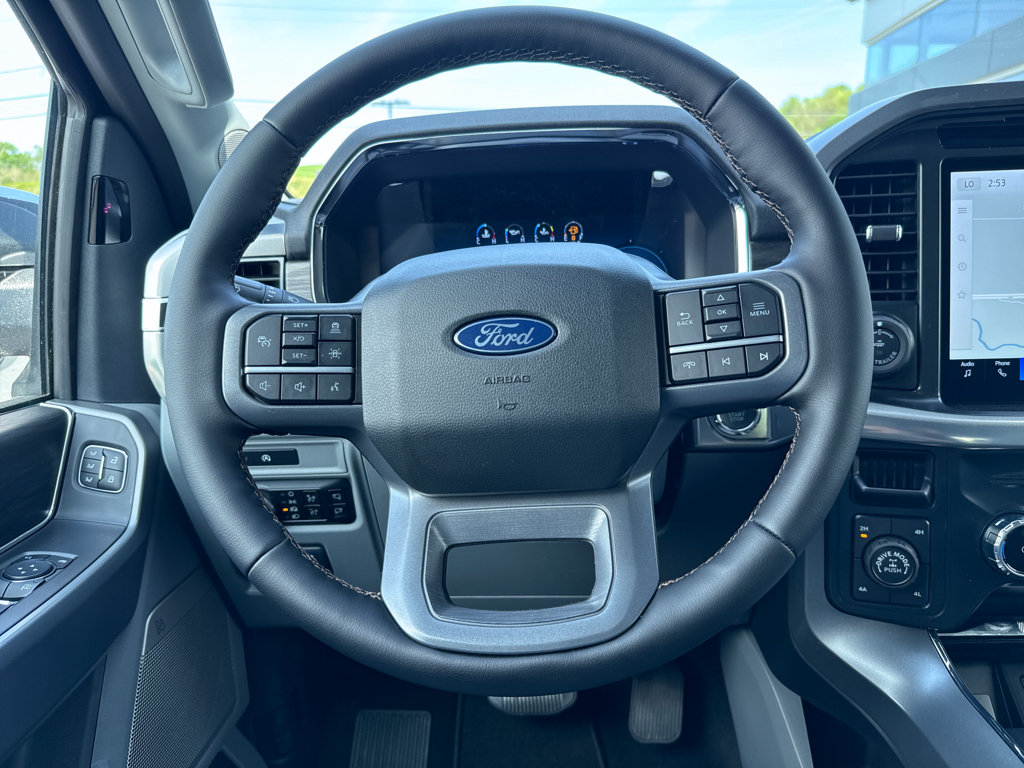 2025 Ford F-150 Lariat photo 31