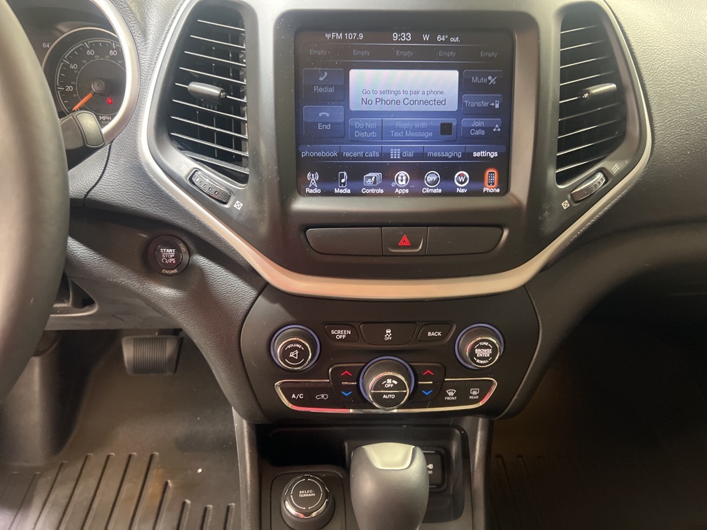 2015 Jeep Cherokee Limited photo 16