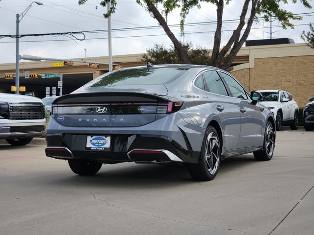 2026 Hyundai Sonata SEL Sport photo 3