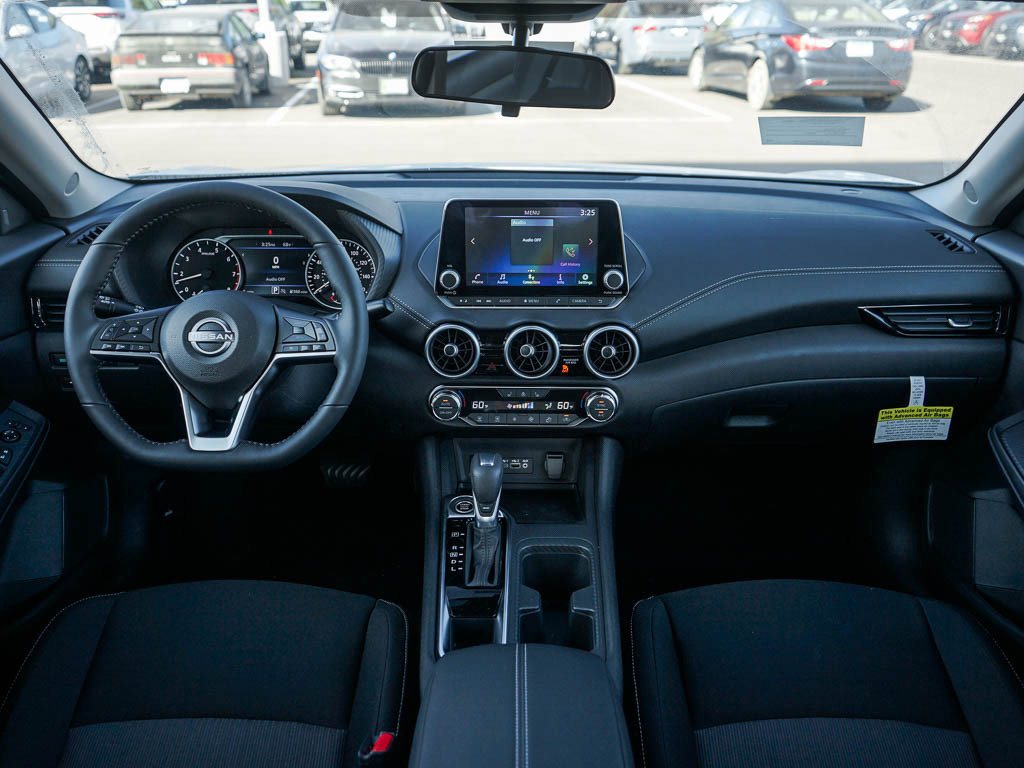 2025 Nissan Sentra SV photo 11