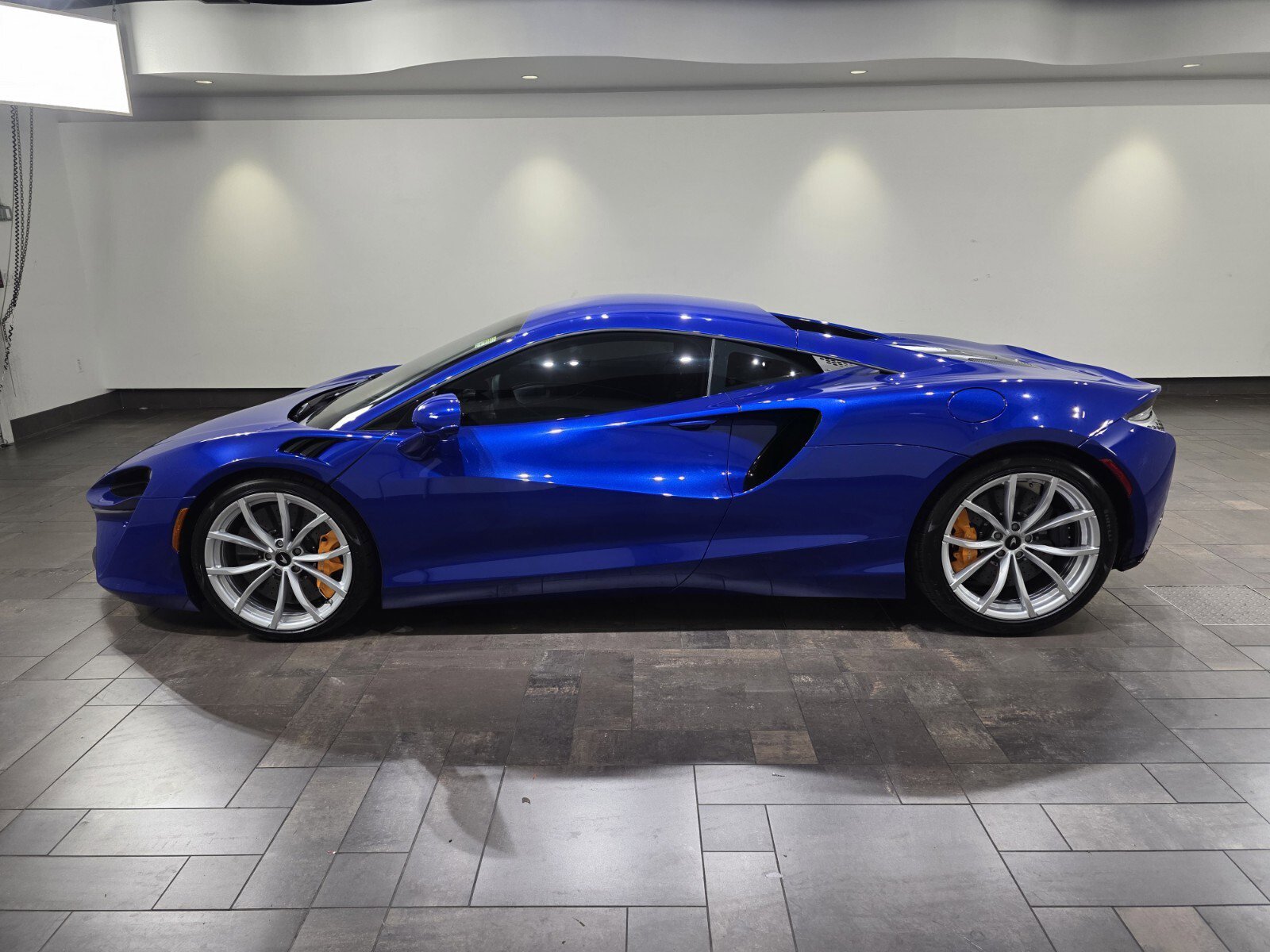 2023 Mclaren ARTURA photo 3