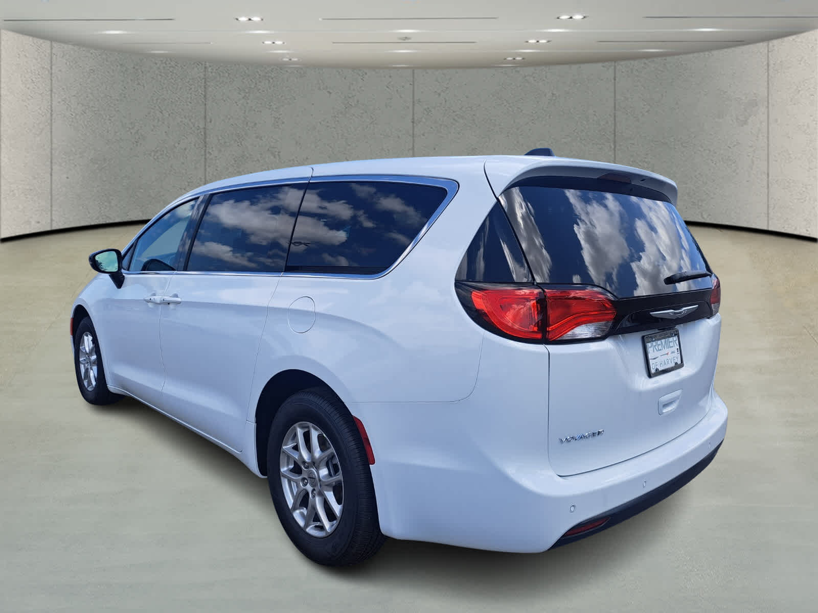 2025 Chrysler Voyager LX photo 3
