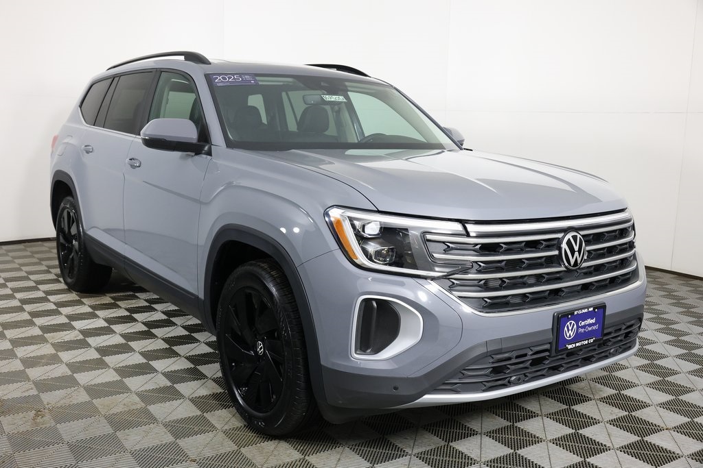 2025 Volkswagen Atlas SE w/Tech's photo